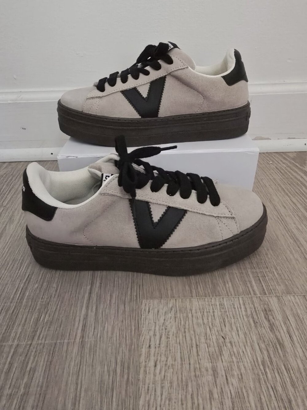 Victoria Barcelona Sneakers 39 9 Womens Shoes Beige Black Platform Mens 7.5